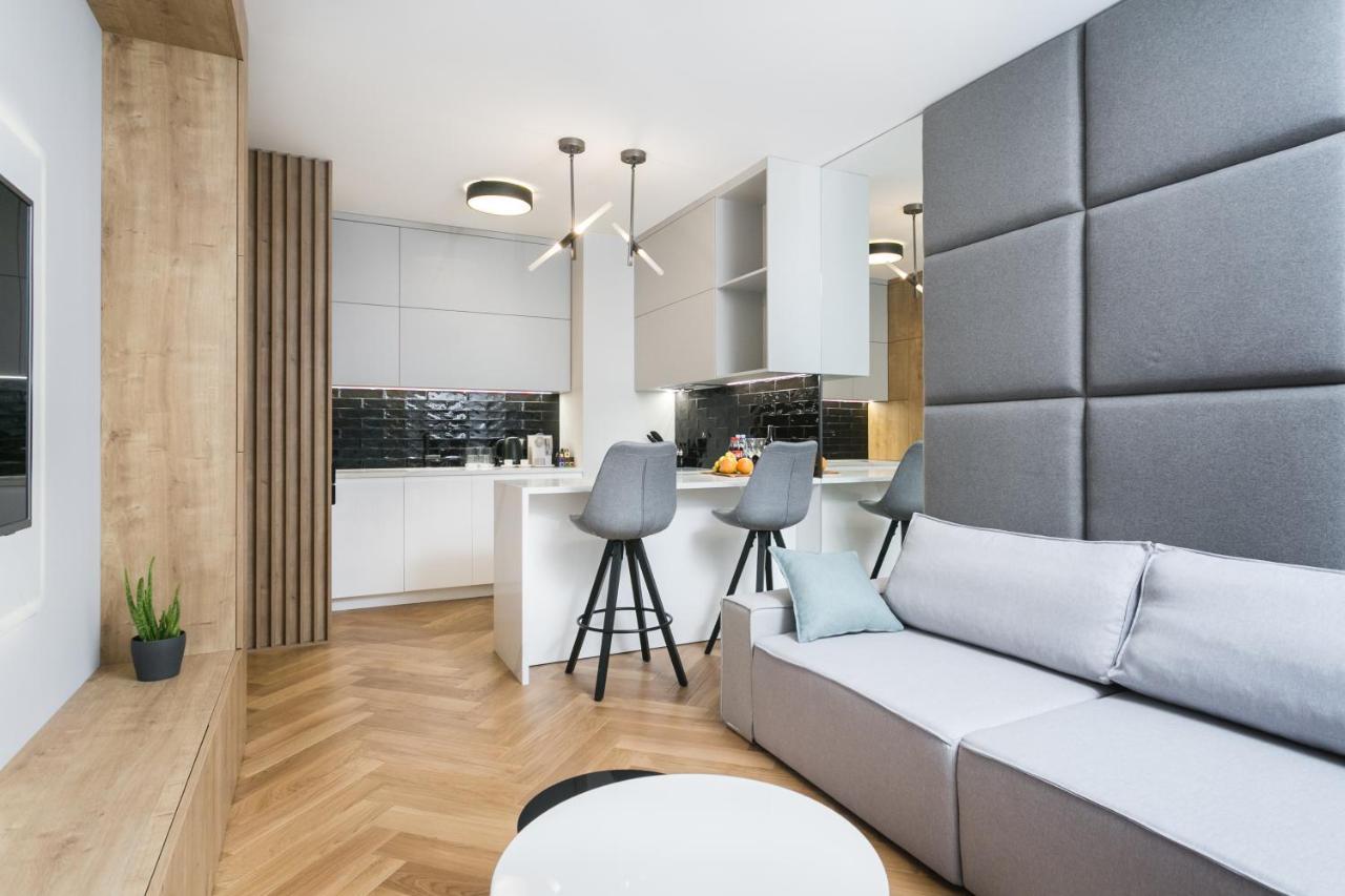 Luxury Apartments Mennica Residence - Golden Apartments - City Center Warsaw Exterior photo